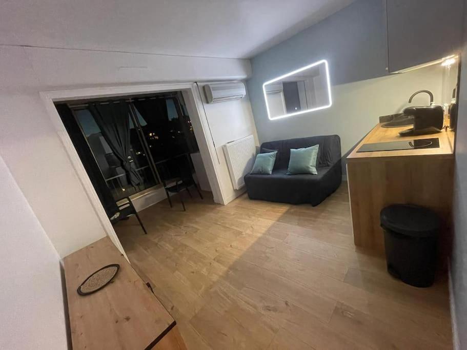Appartement Petit T2 / 4 Couchages à Cannes Extérieur photo